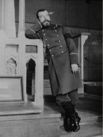 Ил. 5. Николай II в Мавританской уборной. 1900-е
